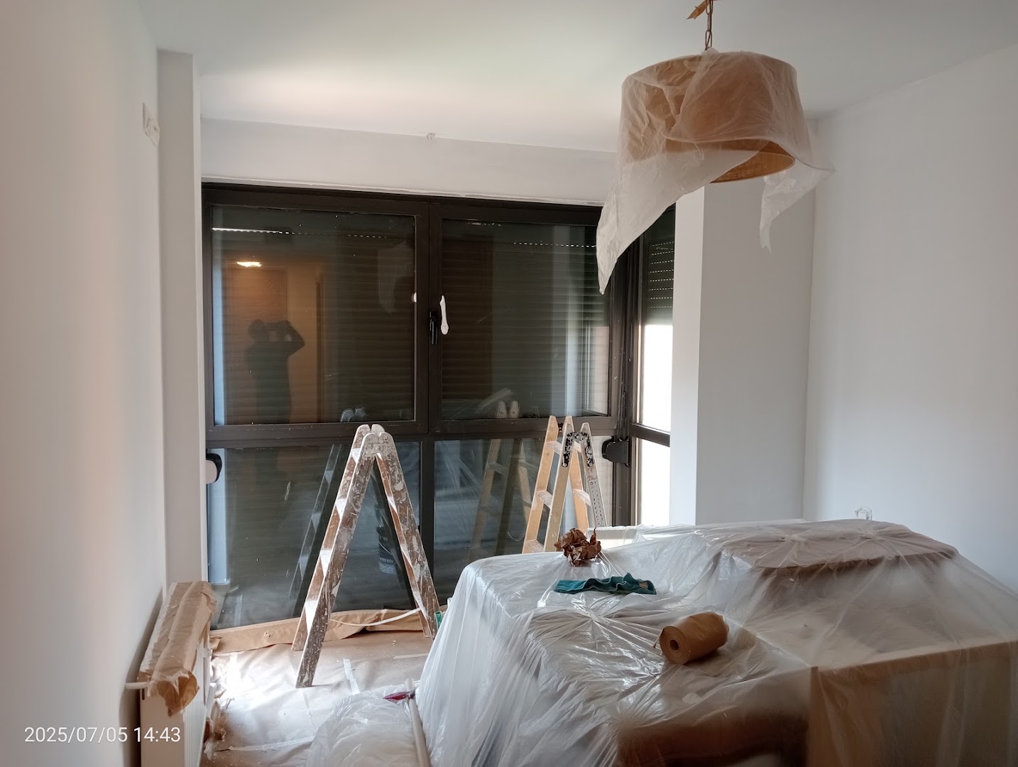 Pintor económico y manitas — Fotos 5